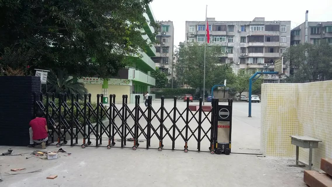 内乡县内乡县深圳市伸缩门